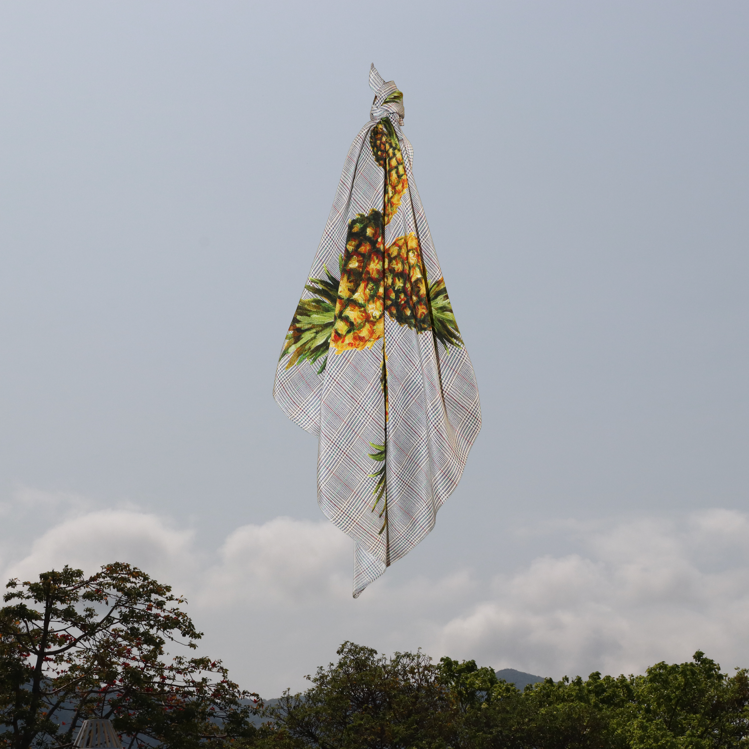 V.Stitch SPIN-ON-STUDD Silk Scarf